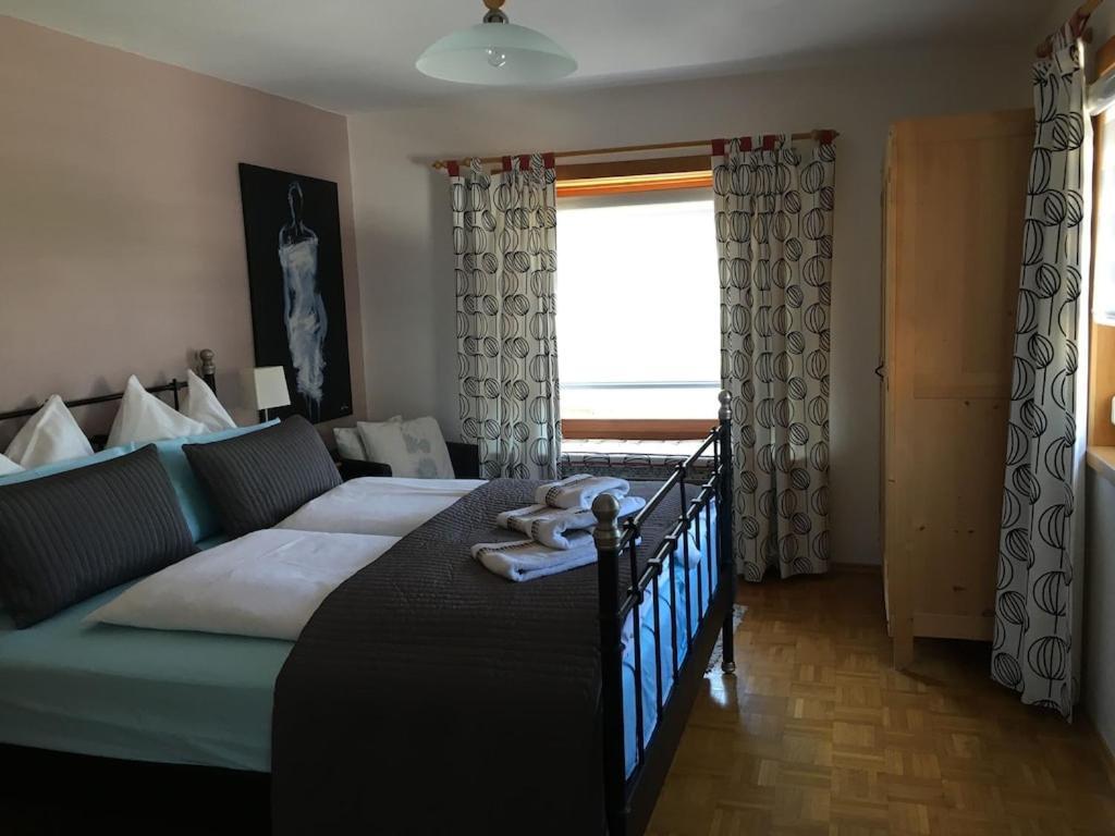 Haus Anna Louise - Niedernsill Apartment Luaran gambar